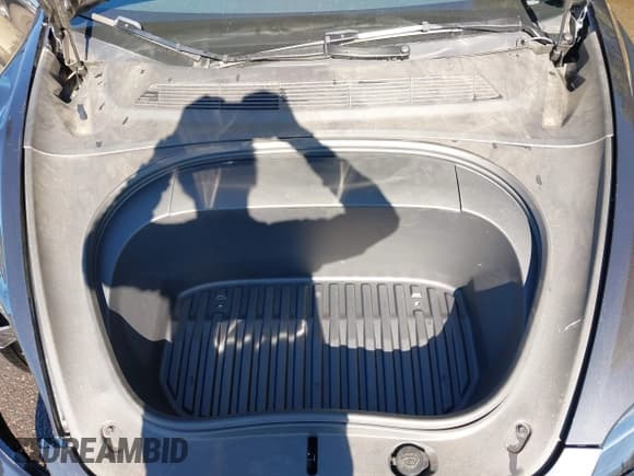 ✅ 2024 Tesla Model 3 • VIN: 5YJ3E1EA2RF761150 • Lot: 43537363. Wystawiony na IAAI z przebiegiem 14 237 mil. Bezpłatny archiwum sprzedaży aukcyjnych z USA i szczegółowy raport historii pojazdu na DreamBid. Zdjęcie 10.