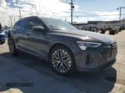 ✅ 2024 Audi Q8 e-tron Premium Plus • VIN: WA15AAGE7RB063361 • Lot: 86252055. Wystawiony na Copart z przebiegiem 7 848 mil. Bezpłatny archiwum sprzedaży aukcyjnych z USA i szczegółowy raport historii pojazdu na DreamBid. Zdjęcie 4.