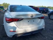 ✅ 2021 Nissan Sentra SR • VIN: 3N1AB8DV4MY303199 • Lot: 42900684. Listed on IAAI with 72,622 mi. Free auction sales archive from the USA and detailed vehicle history report at DreamBid. Image 15.