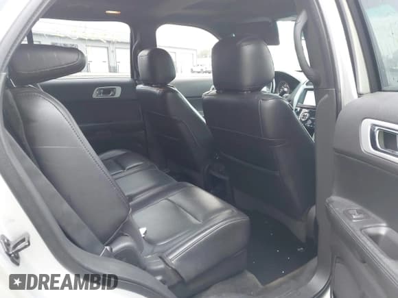 ✅ 2013 Ford Explorer Limited • VIN: 1FM5K7F81DGA36861 • Lot: 42306927. Wystawiony na IAAI z przebiegiem 172 603 mil. Bezpłatny archiwum sprzedaży aukcyjnych z USA i szczegółowy raport historii pojazdu na DreamBid. Zdjęcie 8.