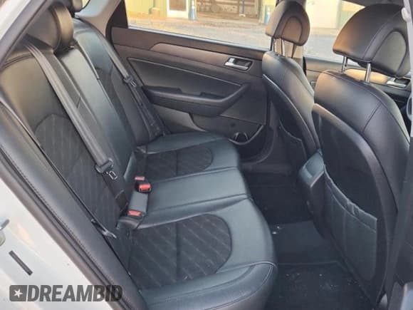 ✅ 2015 Hyundai Sonata Limited • VIN: 5NPE34AF9FH044033 • Лот: 91979335. Опубликован ранее на Copart с пробегом 134 437 миль. Бесплатный доступ к архиву аукционных продаж из США и подробный отчёт об истории автомобиля на DreamBid. Изображение 10.