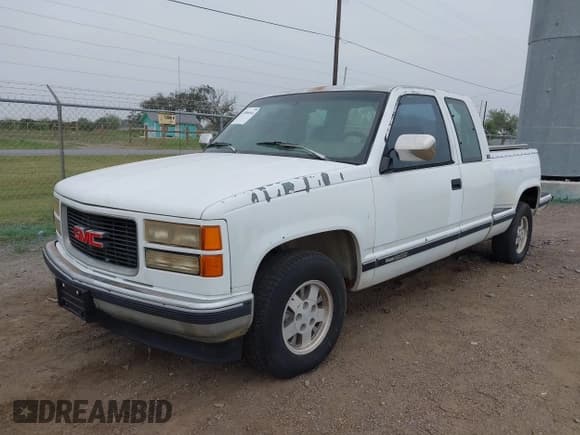 ✅ 1994 GMC Sierra 1500 SLE1 • VIN: 2GTEC19ZXR1545189 • Lot: 43866544. Wystawiony na IAAI z przebiegiem 392 935 mil. Bezpłatny archiwum sprzedaży aukcyjnych z USA i szczegółowy raport historii pojazdu na DreamBid. Zdjęcie 2.