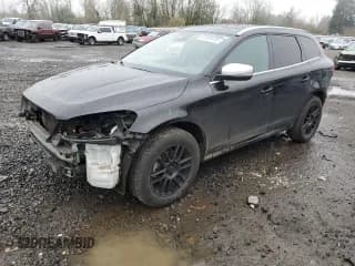 ✅ 2016 Volvo XC60 T6 Drive-E R-Design Platinum • VIN: YV449MRS9G2923463 • Лот: 87949135. Опубликован ранее на Copart с пробегом 79 190 миль. Бесплатный доступ к архиву аукционных продаж из США и подробный отчёт об истории автомобиля на DreamBid. Изображение 1.