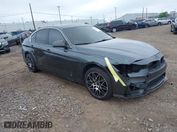 ✅ 2016 BMW 3 Series 328i xDrive • VIN: WBA8E3G57GNU00722 • Lot: 42513915. Listed on IAAI with 77,138 mi. Free auction sales archive from the USA and detailed vehicle history report at DreamBid. Image 1.