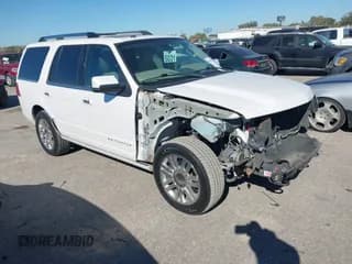 ✅ 2011 Lincoln Navigator • VIN: 5LMJJ2H59BEJ02876 • Lot: 43667082. Listed on IAAI with 138,264 mi. Free auction sales archive from the USA and detailed vehicle history report at DreamBid. Image 1.