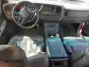 2000 Chevrolet Silverado 1500 LT с VIN 2GCEK19T9Y1299197, выставлен на аукционе Copart как лот 58407485 с пробегом 161 079 миль миль и Чистый • Clean title. История ставок и продаж доступна на DreamBid. Изображение 8.