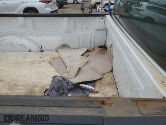 ✅ 2022 Ford F-150 XL • VIN: 1FTMF1CBXNKE58952 • Lot: 68831635. Listed on Copart with 102,971 mi. Free auction sales archive from the USA and detailed vehicle history report at DreamBid. Image 10.