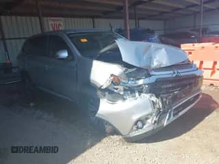 2019 Mitsubishi Outlander SE with VIN JA4AD3A34KZ049598, listed as a IAAI auction lot 43411008 with 57,899 mi miles and . Bid and sale history available at DreamBid. Image 1.