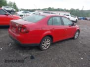 ✅ 2010 Volkswagen Jetta Limited Edition • VIN: 3VWAX7AJ5AM145529 • Lot: 42111201. Wystawiony na IAAI z przebiegiem 156 307 mil. Bezpłatny archiwum sprzedaży aukcyjnych z USA i szczegółowy raport historii pojazdu na DreamBid. Zdjęcie 4.