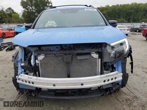 ✅ 2025 Honda Passport TrailSport • VIN: 5FNYF8H60SB015160 • Lot: 86213985. Listed on Copart with 7,808 mi. Free auction sales archive from the USA and detailed vehicle history report at DreamBid. Image 5.