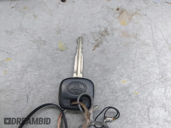 ✅ 2013 Toyota Tacoma • VIN: 5TFNX4CN5DX027093 • Lot: 42547304. Wystawiony na IAAI z przebiegiem 229 218 mil. Bezpłatny archiwum sprzedaży aukcyjnych z USA i szczegółowy raport historii pojazdu na DreamBid. Zdjęcie 11.