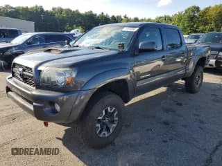 ✅ 2011 Toyota Tacoma • VIN: 3TMMU4FN2BM030875 • Lot: 71515065. Listed on Copart with 197,066 mi. Free auction sales archive from the USA and detailed vehicle history report at DreamBid. Image 1.