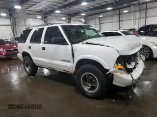 ✅ 2002 Chevrolet Blazer LS • VIN: 1GNDT13W52K178189 • Lot: 58967695. Wystawiony na Copart z przebiegiem 237 144 mil. Bezpłatny archiwum sprzedaży aukcyjnych z USA i szczegółowy raport historii pojazdu na DreamBid. Zdjęcie 4.