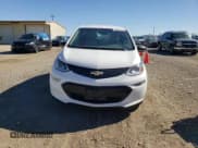 ✅ 2020 Chevrolet Bolt EV LT • VIN: 1G1FY6S02L4141595 • Lot: 80567294. Wystawiony na Copart z przebiegiem 74 786 mil. Bezpłatny archiwum sprzedaży aukcyjnych z USA i szczegółowy raport historii pojazdu na DreamBid. Zdjęcie 5.