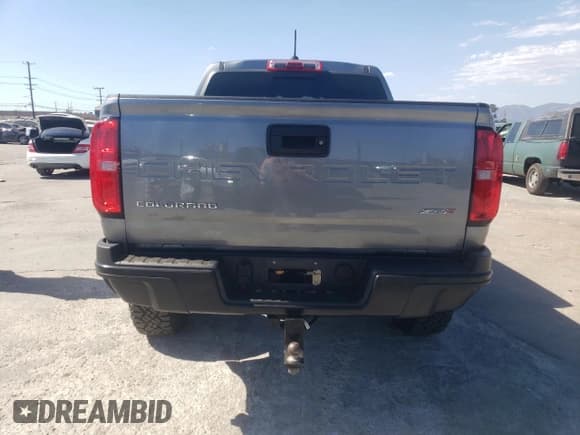 ✅ 2022 Chevrolet Colorado 4WD ZR2 • VIN: 1GCGTEEN4N1310791 • Лот: 70468184. Опубликован ранее на Copart с пробегом 27 006 миль. Бесплатный доступ к архиву аукционных продаж из США и подробный отчёт об истории автомобиля на DreamBid. Изображение 6.