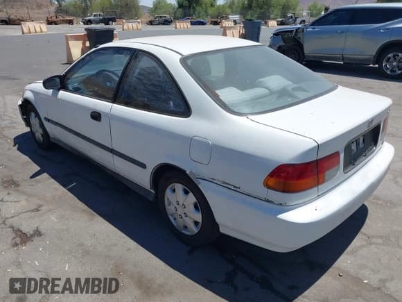 ✅ 1997 Honda Civic DX • VIN: 1HGEJ6228VL004230 • Лот: 42825967. Опубликован ранее на IAAI с пробегом 247 210 миль. Бесплатный доступ к архиву аукционных продаж из США и подробный отчёт об истории автомобиля на DreamBid. Изображение 3.