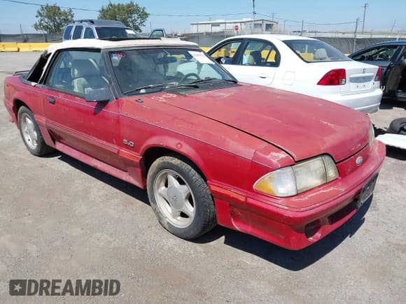 ✅ 1987 Ford Mustang GT • VIN: 1FABP45E1HF201744 • Лот: 42496321. Опубликован ранее на IAAI с пробегом 52 268 миль. Бесплатный доступ к архиву аукционных продаж из США и подробный отчёт об истории автомобиля на DreamBid. Изображение 1.