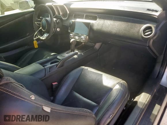 ✅ 2011 Chevrolet Camaro 1LT • VIN: 2G1FB3DD6B9210039 • Lot: 52991415. Listed on Copart with 168,898 mi. Free auction sales archive from the USA and detailed vehicle history report at DreamBid. Image 8.