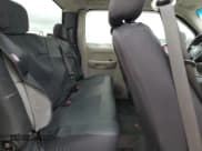 ✅ 2008 Chevrolet Silverado 2500HD Work Truck • VIN: 1GCHK29K98E154346 • Lot: 93400395. Wystawiony na Copart z przebiegiem 281 343 mil. Bezpłatny archiwum sprzedaży aukcyjnych z USA i szczegółowy raport historii pojazdu na DreamBid. Zdjęcie 10.