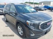 ✅ 2021 GMC Terrain SLE • VIN: 3GKALMEV7ML376148 • Lot: 42156946. Wystawiony na IAAI z przebiegiem 62 106 mil. Bezpłatny archiwum sprzedaży aukcyjnych z USA i szczegółowy raport historii pojazdu na DreamBid. Zdjęcie 1.