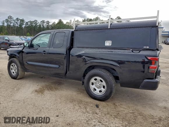 ✅ 2024 Nissan Frontier S • VIN: 1N6ED1CL9RN638136 • Lot: 94772095. Wystawiony na Copart z przebiegiem 8 988 mil. Bezpłatny archiwum sprzedaży aukcyjnych z USA i szczegółowy raport historii pojazdu na DreamBid. Zdjęcie 2.