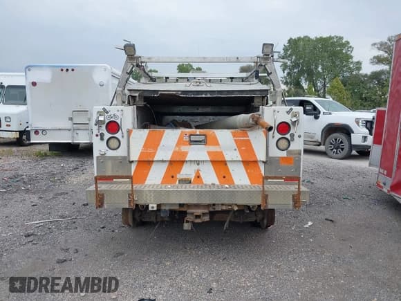 ✅ 2012 Chevrolet Silverado 2500HD • VIN: 1GB2KVCG2CZ253544 • Лот: 42990352. Опубликован ранее на IAAI с пробегом 334 578 миль. Бесплатный доступ к архиву аукционных продаж из США и подробный отчёт об истории автомобиля на DreamBid. Изображение 18.