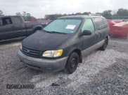 ✅ 2001 Toyota Sienna LE • VIN: 4T3ZF13C51U355812 • Lot: 43779110. Wystawiony na IAAI z przebiegiem 282 871 mil. Bezpłatny archiwum sprzedaży aukcyjnych z USA i szczegółowy raport historii pojazdu na DreamBid. Zdjęcie 2.