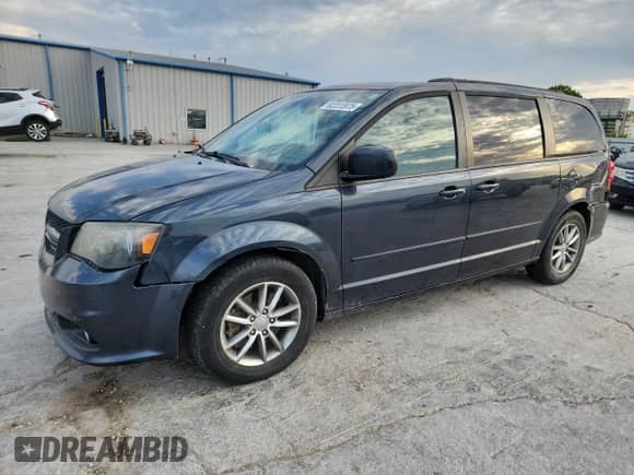 2014 Dodge Grand Caravan R/T with VIN 2C4RDGEG5ER472931, listed as a Copart auction lot 82223975 with 197,678 mi miles and Salvage title. Bid and sale history available at DreamBid. Image 1.
