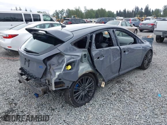 ✅ 2016 Ford Focus RS • VIN: WF0DP3TH4G4117290 • Lot: 42254915. Listed on IAAI with 91,733 mi. Free auction sales archive from the USA and detailed vehicle history report at DreamBid. Image 4.