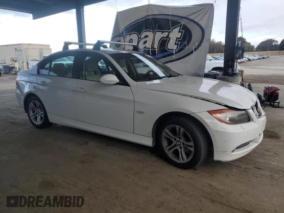 ✅ 2008 BMW 3 Series 328xi • VIN: WBAVC93598K035738 • Lot: 82531615. Wystawiony na Copart z przebiegiem 107 888 mil. Bezpłatny archiwum sprzedaży aukcyjnych z USA i szczegółowy raport historii pojazdu na DreamBid. Zdjęcie 4.