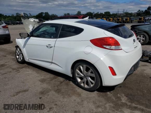 2016 Hyundai Veloster с VIN KMHTC6ADXGU264611, выставлен на аукционе Copart как лот 62671474 с пробегом 106 102 миль миль и Списание • Salvage title. История ставок и продаж доступна на DreamBid. Изображение 2.