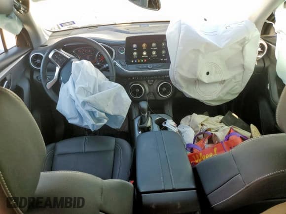 ✅ 2024 Chevrolet Blazer LT • VIN: 3GNKBDR41RS182014 • Lot: 71311905. Listed on Copart with 43,087 mi. Free auction sales archive from the USA and detailed vehicle history report at DreamBid. Image 8.