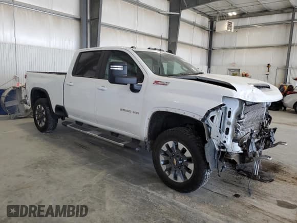 ✅ 2024 Chevrolet Silverado 2500HD LT • VIN: 2GC4YNEY6R1126547 • Лот: 82101135. Опубликован ранее на Copart с пробегом 64 808 миль. Бесплатный доступ к архиву аукционных продаж из США и подробный отчёт об истории автомобиля на DreamBid. Изображение 4.