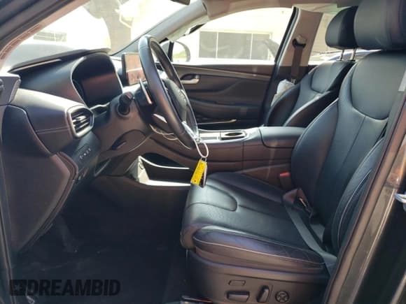 ✅ 2021 Hyundai Santa Fe Limited • VIN: 5NMS4DAL8MH335011 • Lot: 67074494. Wystawiony na Copart z przebiegiem 15 923 mil. Bezpłatny archiwum sprzedaży aukcyjnych z USA i szczegółowy raport historii pojazdu na DreamBid. Zdjęcie 7.