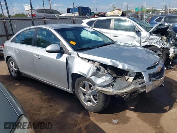 ✅ 2014 Chevrolet Cruze 1LT • VIN: 1G1PC5SB1E7273330 • Лот: 43374678. Опубликован ранее на IAAI с пробегом 87 964 миль. Бесплатный доступ к архиву аукционных продаж из США и подробный отчёт об истории автомобиля на DreamBid. Изображение 1.