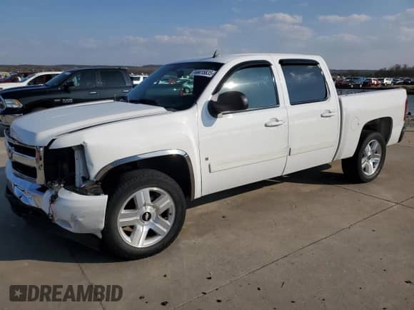 2008 Chevrolet Silverado 1500 1LT с VIN 3GCEC13JX8G266723, выставлен на аукционе Copart как лот 44415835 с пробегом 201 471 миль миль и Списание • Salvage title. История ставок и продаж доступна на DreamBid. Изображение 1.
