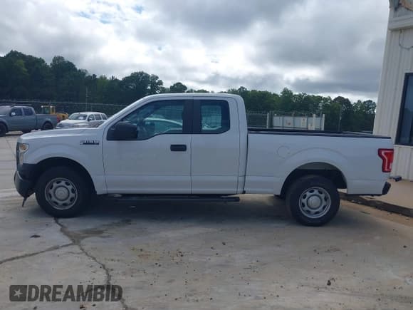 ✅ 2017 Ford F-150 XL • VIN: 1FTEX1CF2HFC06405 • Lot: 42949125. Listed on IAAI with 86,702 mi. Free auction sales archive from the USA and detailed vehicle history report at DreamBid. Image 14.