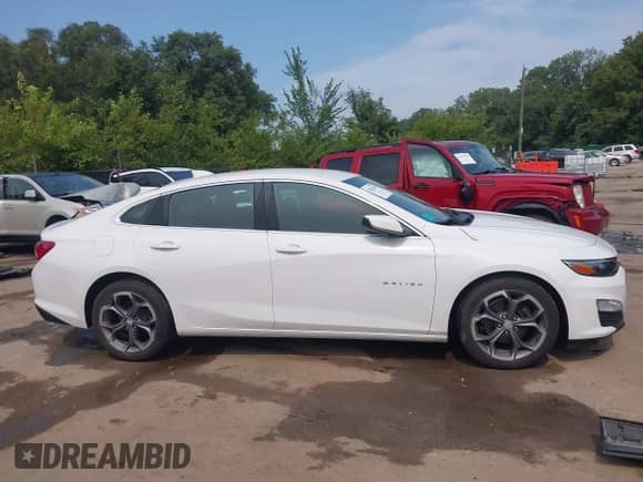 2020 Chevrolet Malibu LT with VIN 1G1ZD5ST3LF116500, listed as a IAAI auction lot 42922844 with 112,589 mi miles and . Bid and sale history available at DreamBid. Image 13.