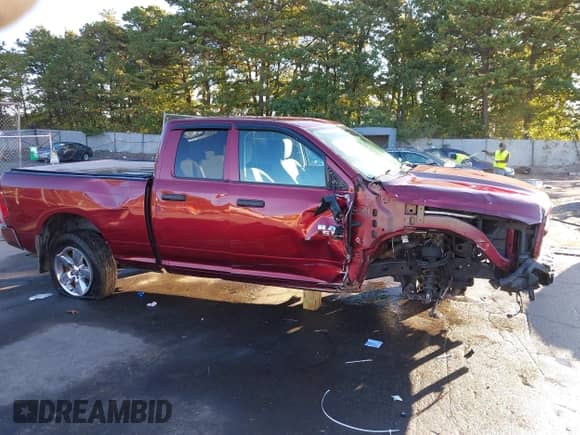 2019 Ram 1500 Tradesman with VIN 1C6RR7FG5KS646949, listed as a IAAI auction lot 43417731 with 45,787 mi miles and . Bid and sale history available at DreamBid. Image 14.