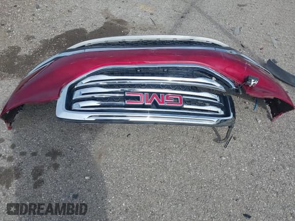 ✅ 2019 GMC Acadia SLE • VIN: 1GKKNLLA4KZ250084 • Lot: 41992339. Listed on IAAI with 101,244 mi. Free auction sales archive from the USA and detailed vehicle history report at DreamBid. Image 12.