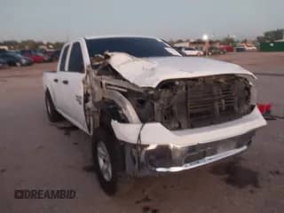 2019 Ram 1500 Tradesman z VIN 1C6RR6FG7KS630276, wystawiony jako IAAI lot #43546934 z przebiegiem 104 053 mil mil oraz . Historia ofert i sprzedaży dostępna na DreamBid. Obrazek 1.