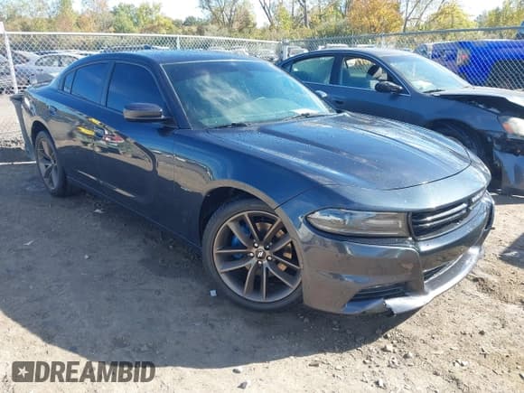 ✅ 2017 Dodge Charger R/T • VIN: 2C3CDXCT6HH563405 • Lot: 43391305. Wystawiony na IAAI z przebiegiem 108 175 mil. Bezpłatny archiwum sprzedaży aukcyjnych z USA i szczegółowy raport historii pojazdu na DreamBid. Zdjęcie 1.