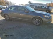 ✅ 2012 Honda Accord EX-L • VIN: 1HGCP2F84CA151196 • Lot: 93083175. Wystawiony na Copart z przebiegiem 232 906 mil. Bezpłatny archiwum sprzedaży aukcyjnych z USA i szczegółowy raport historii pojazdu na DreamBid. Zdjęcie 4.