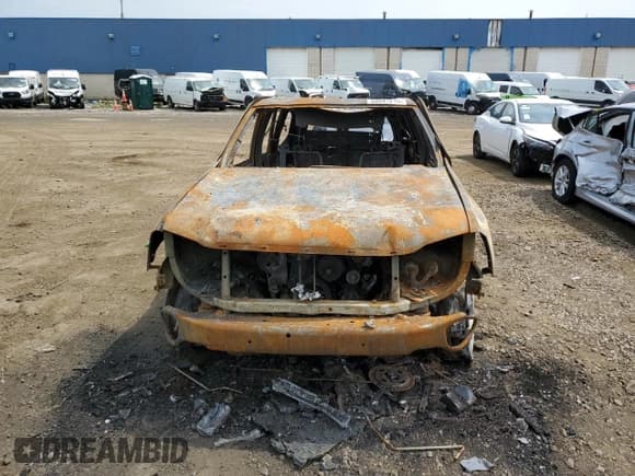 ✅ 2009 GMC Envoy SLE • VIN: 1GKDT33S992101714 • Лот: 59097215. Опубликован ранее на Copart с пробегом Не указан. Бесплатный доступ к архиву аукционных продаж из США и подробный отчёт об истории автомобиля на DreamBid. Изображение 5.