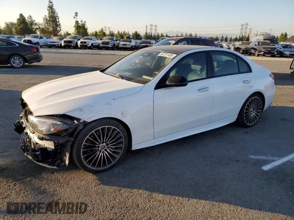 ✅ 2022 Mercedes-Benz C 300 • VIN: W1KAF4GB6NR066997 • Lot: 80751485. Wystawiony na Copart z przebiegiem 46 354 mil. Bezpłatny archiwum sprzedaży aukcyjnych z USA i szczegółowy raport historii pojazdu na DreamBid. Zdjęcie 1.