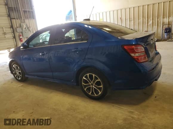 ✅ 2020 Chevrolet Sonic LT • VIN: 1G1JD5SB0L4135800 • Lot: 59463194. Wystawiony na Copart z przebiegiem 47 192 mil mil. Skorzystaj z bezpłatnego archiwum sprzedaży aukcyjnych z USA i zobacz szczegółowy raport historii pojazdu na DreamBid. Zdjęcie 2.