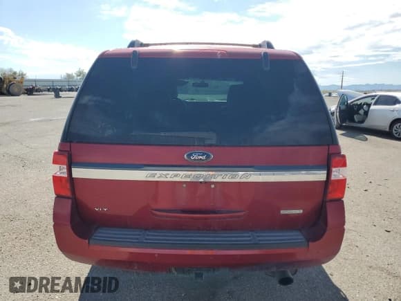 ✅ 2016 Ford Expedition XLT • VIN: 1FMJU1HT2GEF24482 • Lot: 71645435. Wystawiony na Copart z przebiegiem 179 048 mil. Bezpłatny archiwum sprzedaży aukcyjnych z USA i szczegółowy raport historii pojazdu na DreamBid. Zdjęcie 6.
