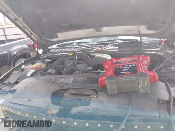 ✅ 2006 Chevrolet Silverado 2500HD LT3 • VIN: 1GCHK23D46F190611 • Лот: 42600708. Опубликован ранее на IAAI с пробегом Не указан. Бесплатный доступ к архиву аукционных продаж из США и подробный отчёт об истории автомобиля на DreamBid. Изображение 10.