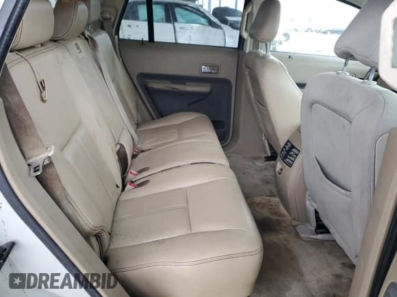 ✅ 2007 Ford Edge SEL Plus • VIN: 2FMDK39C17BA54521 • Lot: 82785185. Wystawiony na Copart z przebiegiem 144 701 mil. Bezpłatny archiwum sprzedaży aukcyjnych z USA i szczegółowy raport historii pojazdu na DreamBid. Zdjęcie 11.