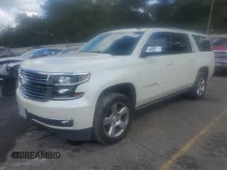 ✅ 2015 Chevrolet Suburban LTZ • VIN: 1GNSCKKC7FR133966 • Lot: 84610905. Wystawiony na Copart z przebiegiem 176 240 mil. Bezpłatny archiwum sprzedaży aukcyjnych z USA i szczegółowy raport historii pojazdu na DreamBid. Zdjęcie 1.